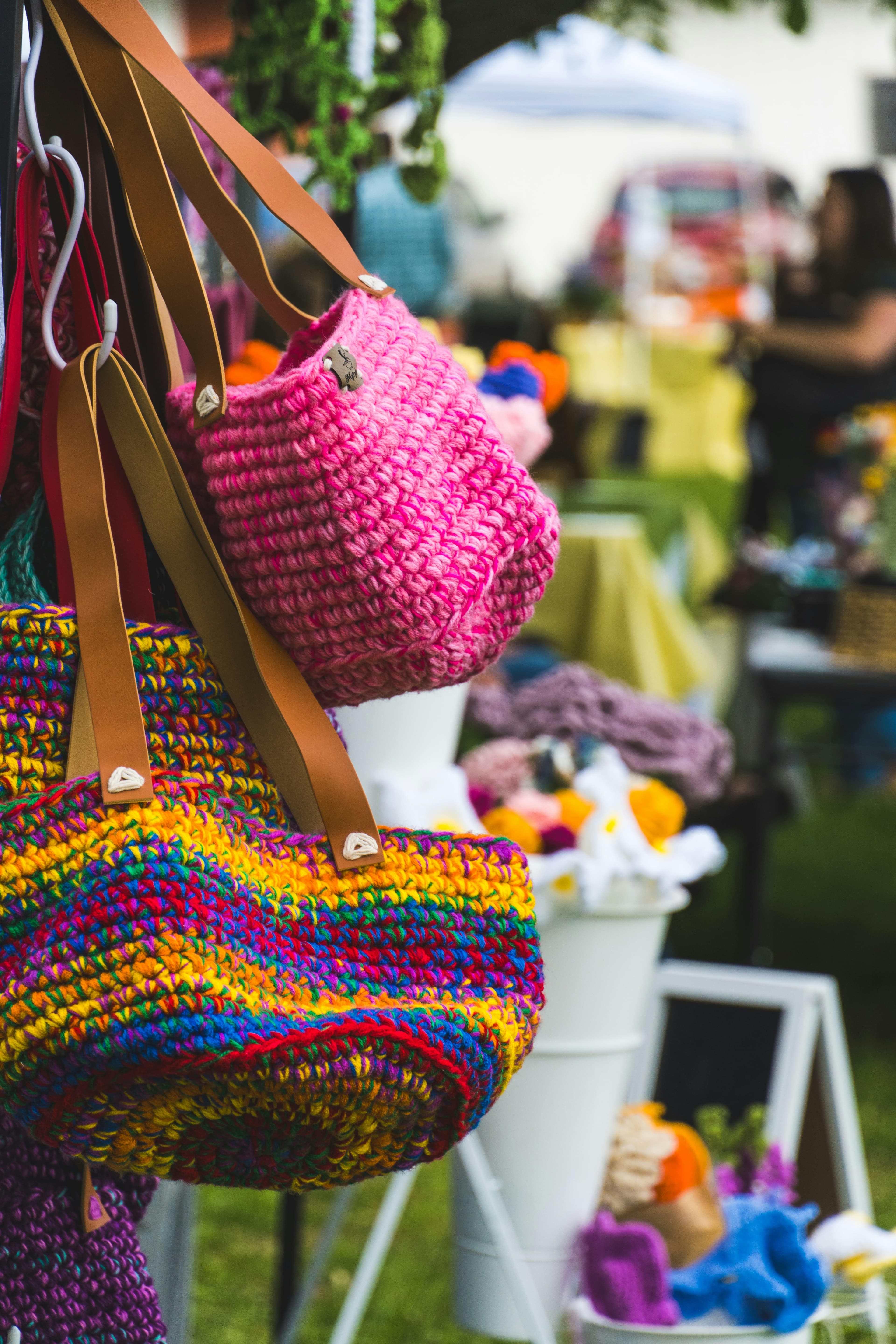 The Best Summer Straw & Raffia Bags (Vintage & New) - blog guide